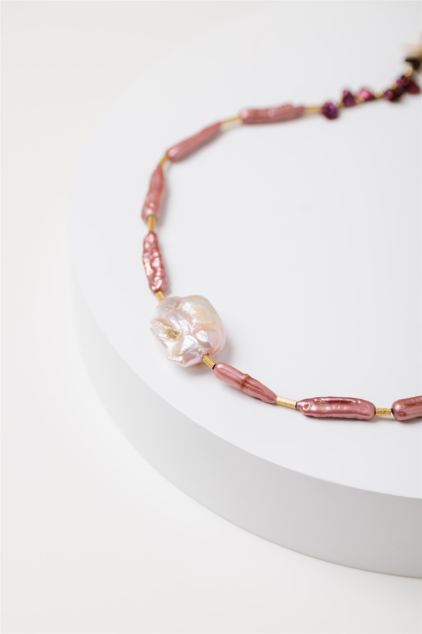 naszyjnik-z-perel-mother-of-rubies-snakestone-4