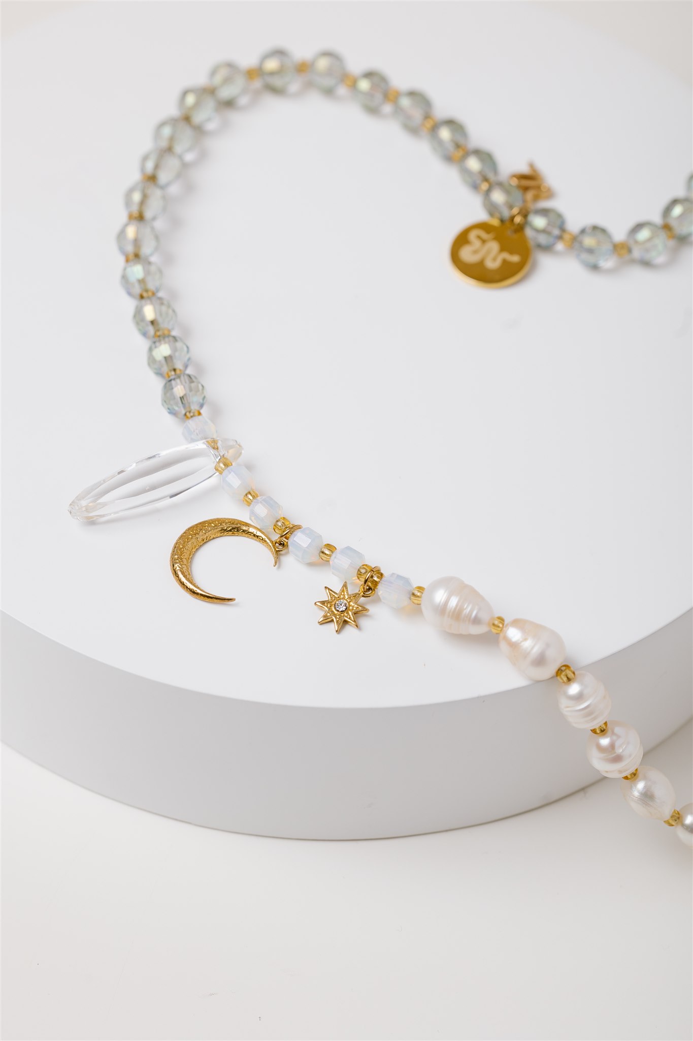 naszyjnik-z-perel-gold-moon-and-pearl-snakestone-2